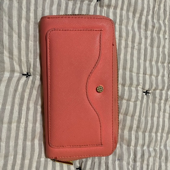 Pink Wallet - Picture 5 of 5